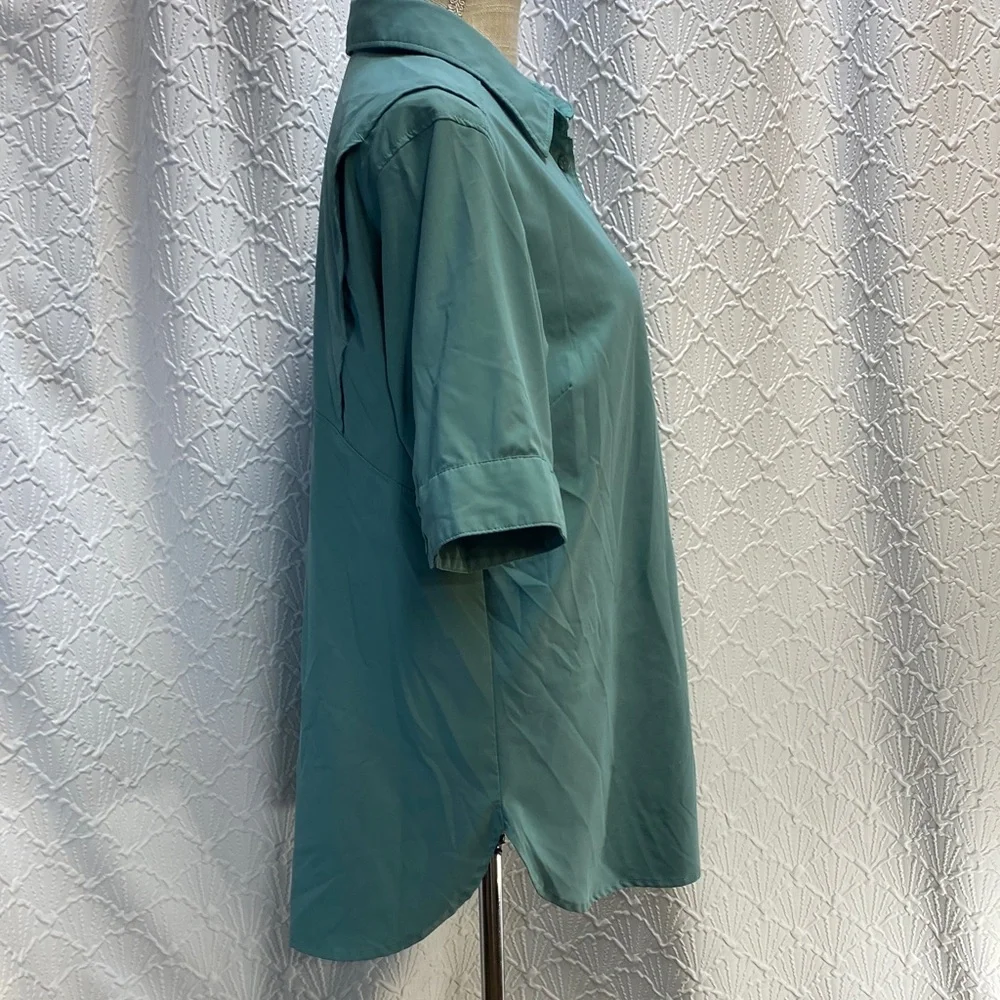 Columbia size‎ large Women's Teal lightweight Button Down Shirt fishing outdoors - Picture 8 of 9